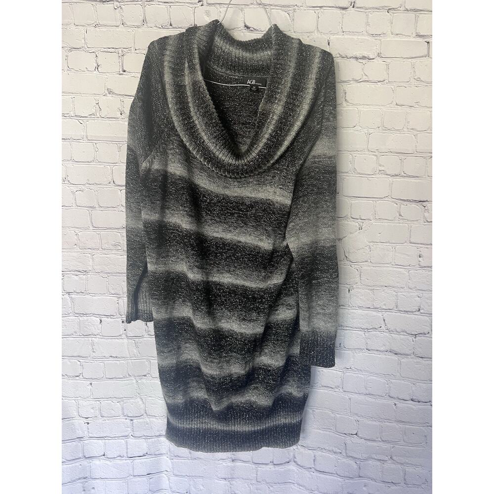 AGB Women’s Size 3x Grey Striped Sweater